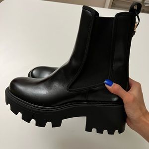 Black Zara boots